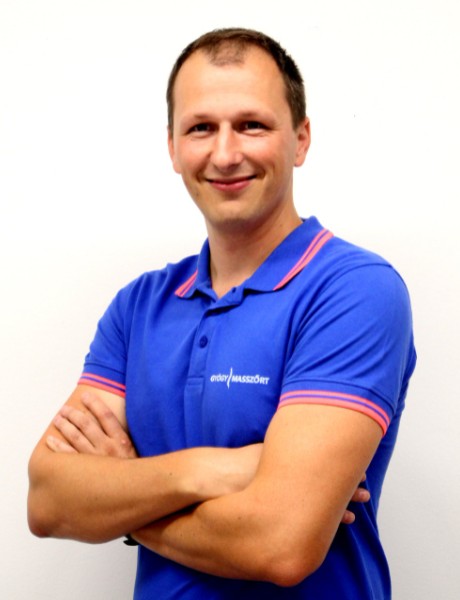 vezető gyógymasszőr